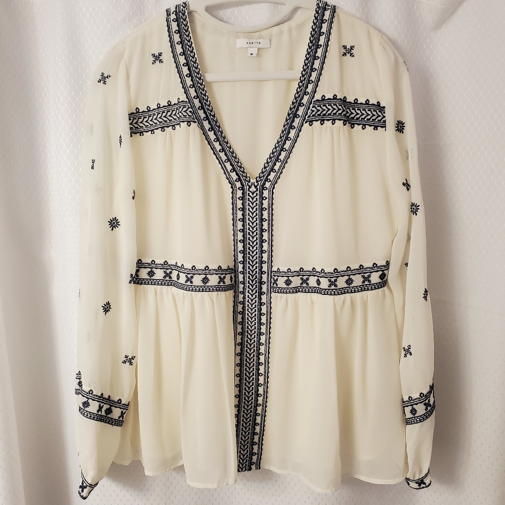 Maette Woman's Long Sleeve Babydoll Blouse Cream w/Blue Embroidery Feminine Sz M